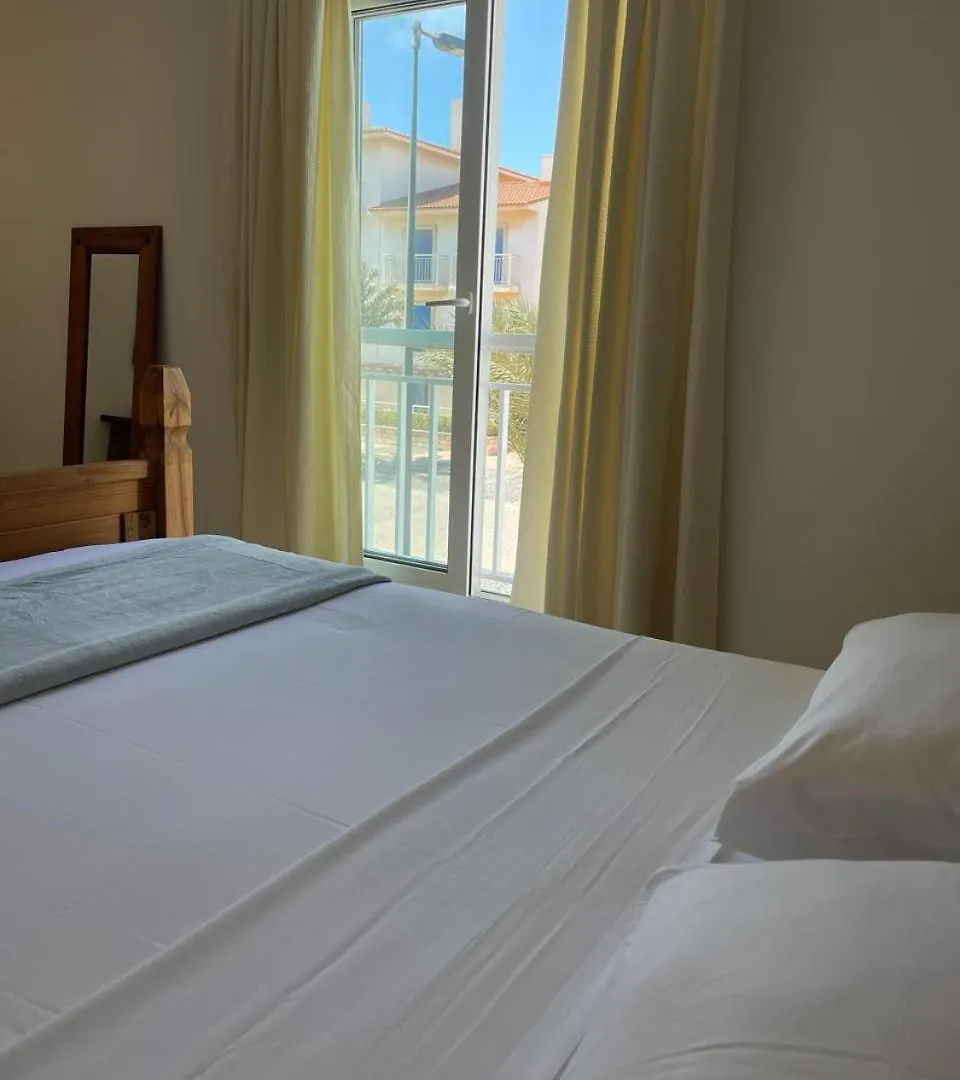 Suite Deluxe Soares Santa Maria 0*,